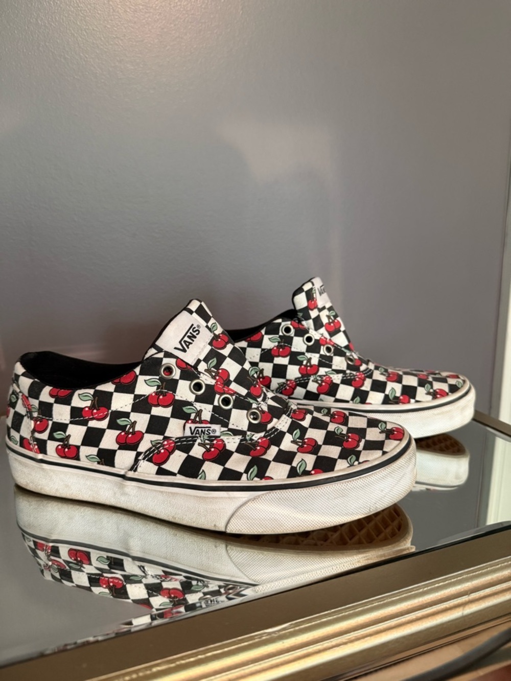 VANS Doheny Old Skool Sneakers Skate Shoe Sz 9.5 Women’s Check & Cherry Low Top